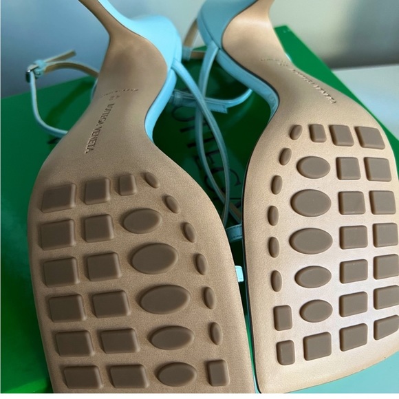 BOTTEGA VENETA Blue Stretch Strap Sandal - Picture 5 of 5